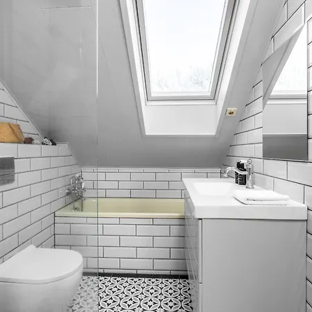 Cosy And Bright Rooftop Рейкьявик